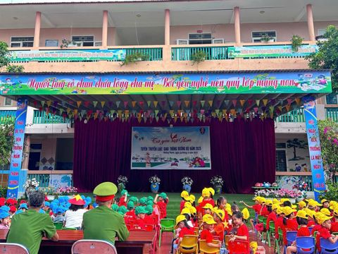 🚦 CHƯƠNG TRÌNH “TÔI YÊU VIỆT NAM” – TUYÊN TRUYỀN PHÁP LUẬT GIAO THÔNG ĐƯỜNG BỘ NĂM 2025 🚦
