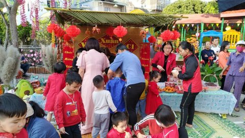 Ảnh hoạt động: TRƯỜNG MẦM NON NOONG BUA TỔ CHỨC CHƯƠNG TRÌNH TRẢI NGHIỆM “HỘI CHỢ XUÂN” CHO BÉ