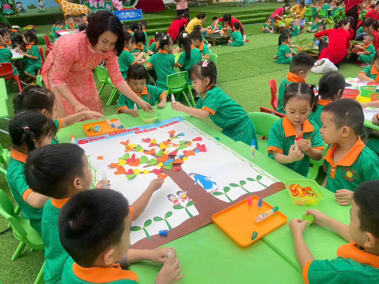 Ảnh trong bài: HOẠT ĐỘNG TRẢI NGHIỆM CỦA CÁC BÉ TRƯỜNG MẦM NON NOONG BUA CHÀO MỪNG NGÀY 20/11