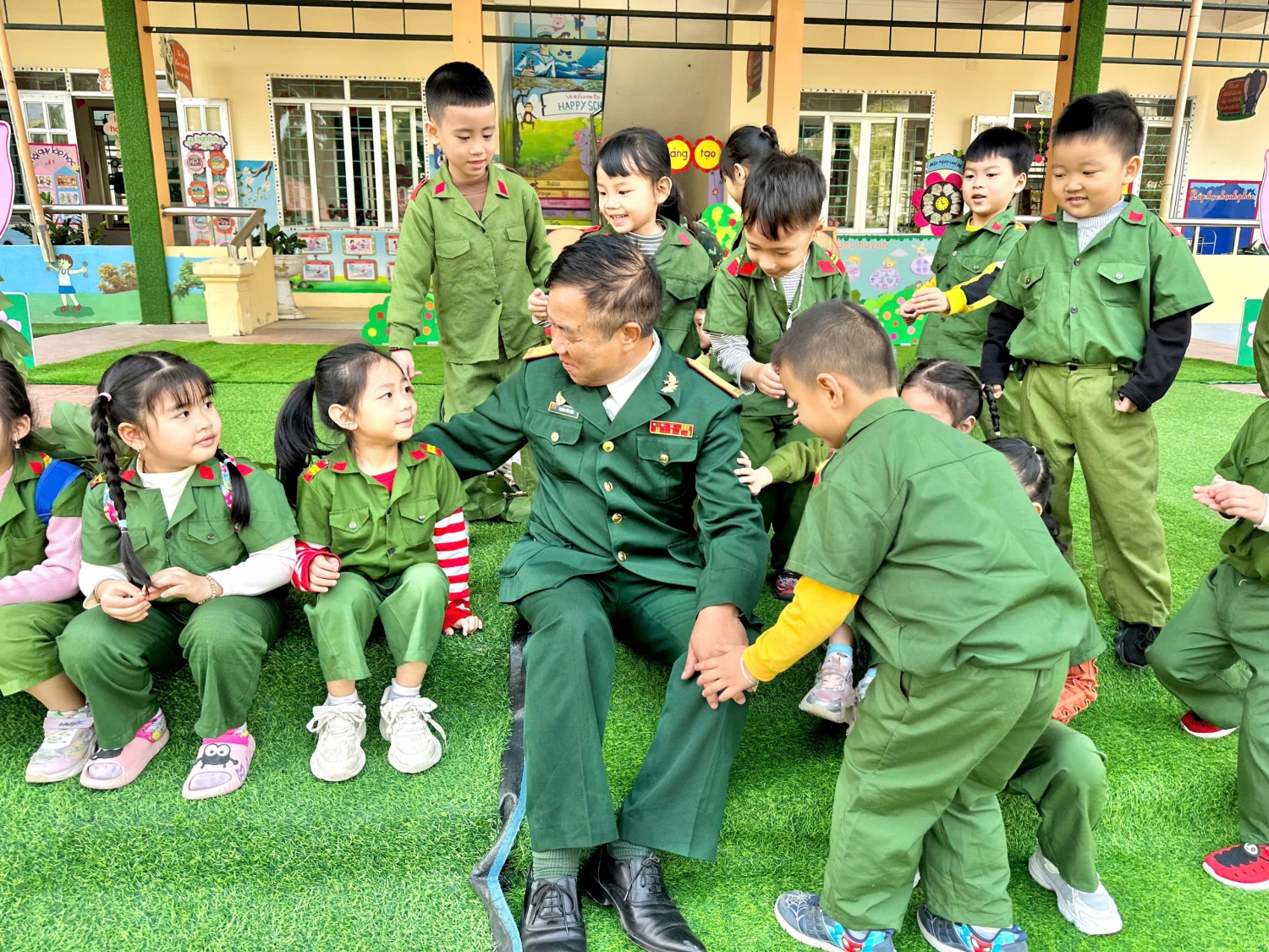 Ảnh trong bài: CÁC HOẠT ĐỘNG CHÀO MỪNG NGÀY 22/12 CỦA CÔ VÀ TRÒ TRƯỜNG MẦM NON NOONG BUA
