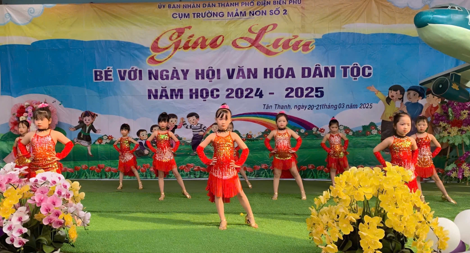 Ảnh trong bài: TRƯỜNG MẦM NON NOONG BUA THAM GIA GIAO LƯU “BÉ VỚI NGÀY HỘI VĂN HOÁ CÁC DÂN TỘC” CẤP CỤM NĂM HỌC 2024-2025
