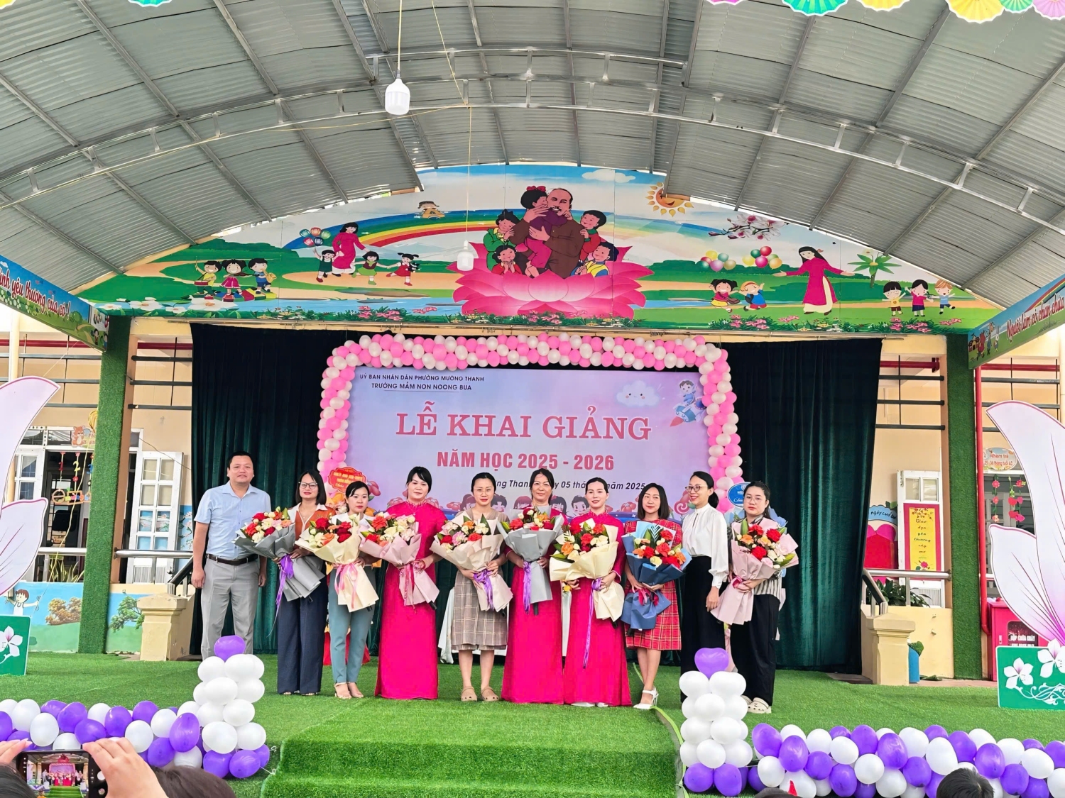 Ảnh trong bài: TƯNG BỪNG “NGÀY HỘI ĐẾN TRƯỜNG CỦA BÉ” NĂM HỌC 2025-2026 CỦA CÁC BÉ TRƯỜNG MẦM NON NOONG BUA