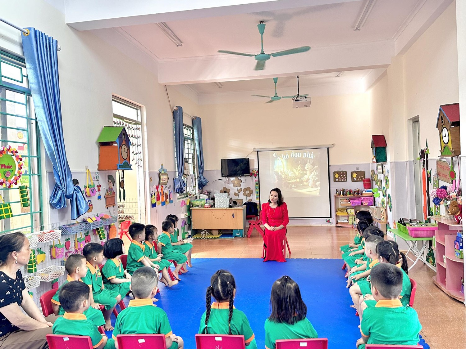 Ảnh trong bài: TRƯỜNG MẦM NON NOONG BUA TỔ CHỨC THÀNH CÔNG HỘI THI GIÁO VIÊN DẠY GIỎI CẤP TRƯỜNG NĂM HỌC 2025-2026