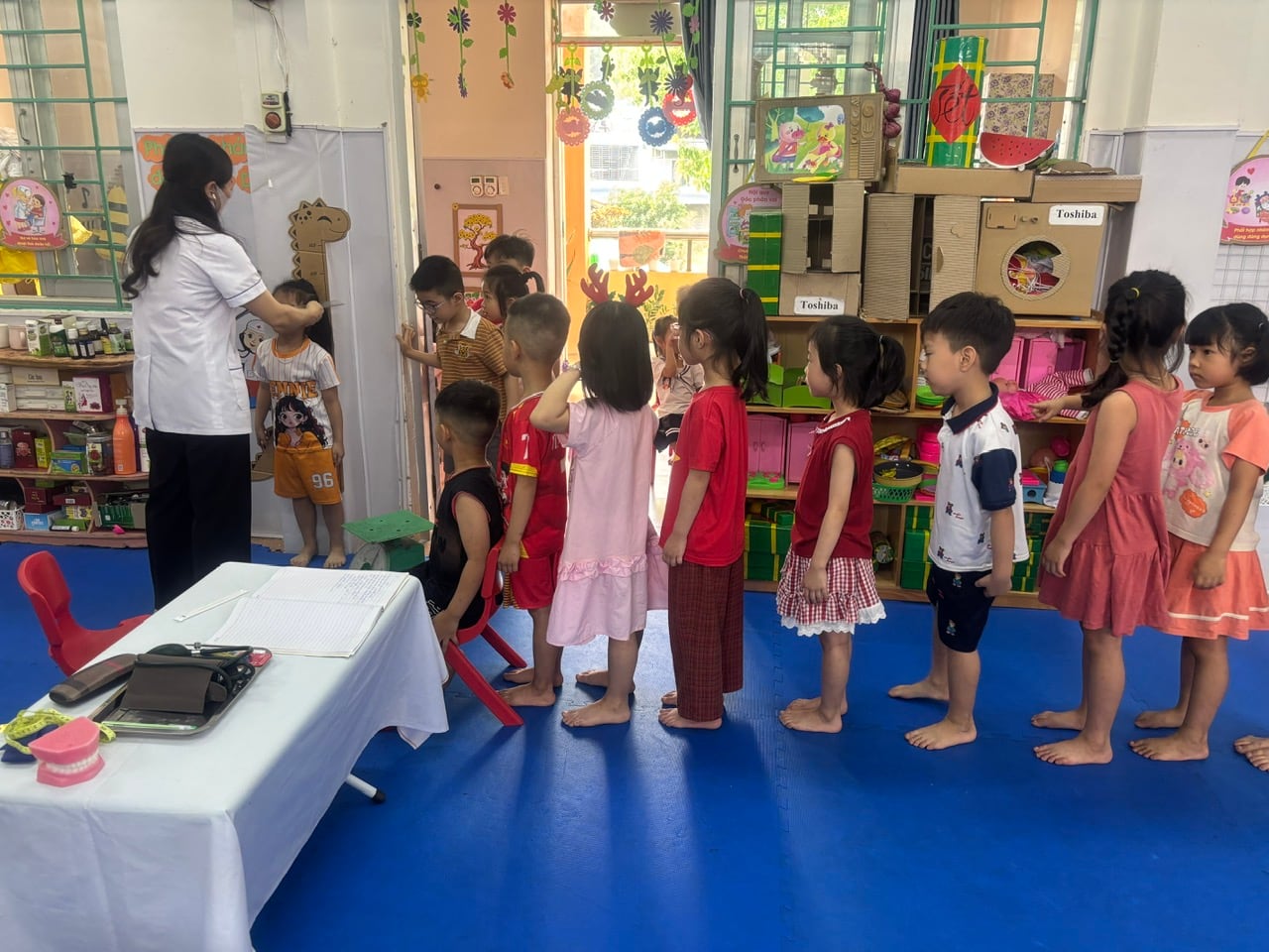 Ảnh trong bài: TRƯỜNG MẦM NON NOONG BUA TỔ CHỨC HỘI THI “BÉ KHỎE – BÉ NGOAN” CẤP TRƯỜNG NĂM HỌC 2025-2026