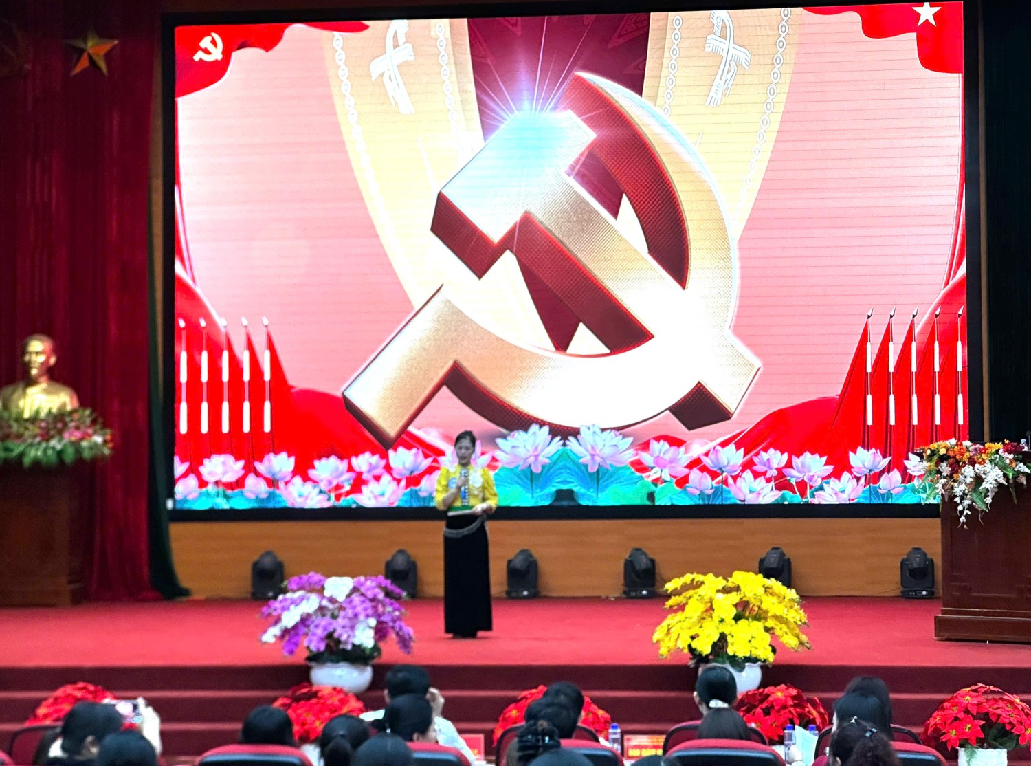 Ảnh trong bài: CHI BỘ TRƯỜNG MẦM NON NOONG BUA TỎA SÁNG TẠI HỘI THI TUYÊN TRUYỀN VIÊN GIỎI PHƯỜNG MƯỜNG THANH NĂM 2026